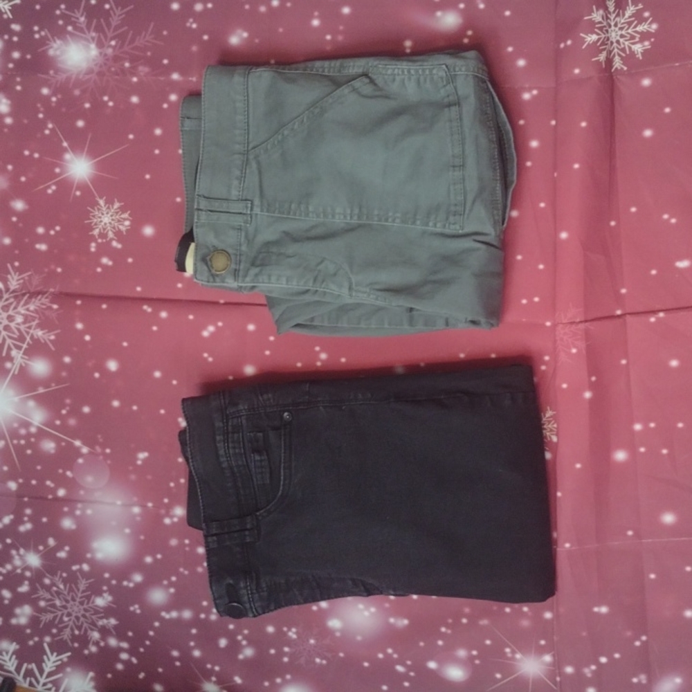 Democracy lot of 2 jeans green and black size 12
